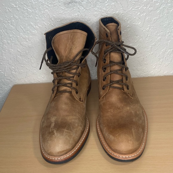 Nisolo Shoes - NiSOLO DISTRESSED BOOTS